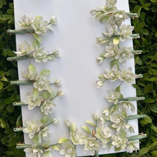 Ronghua Hairpin, light green flower